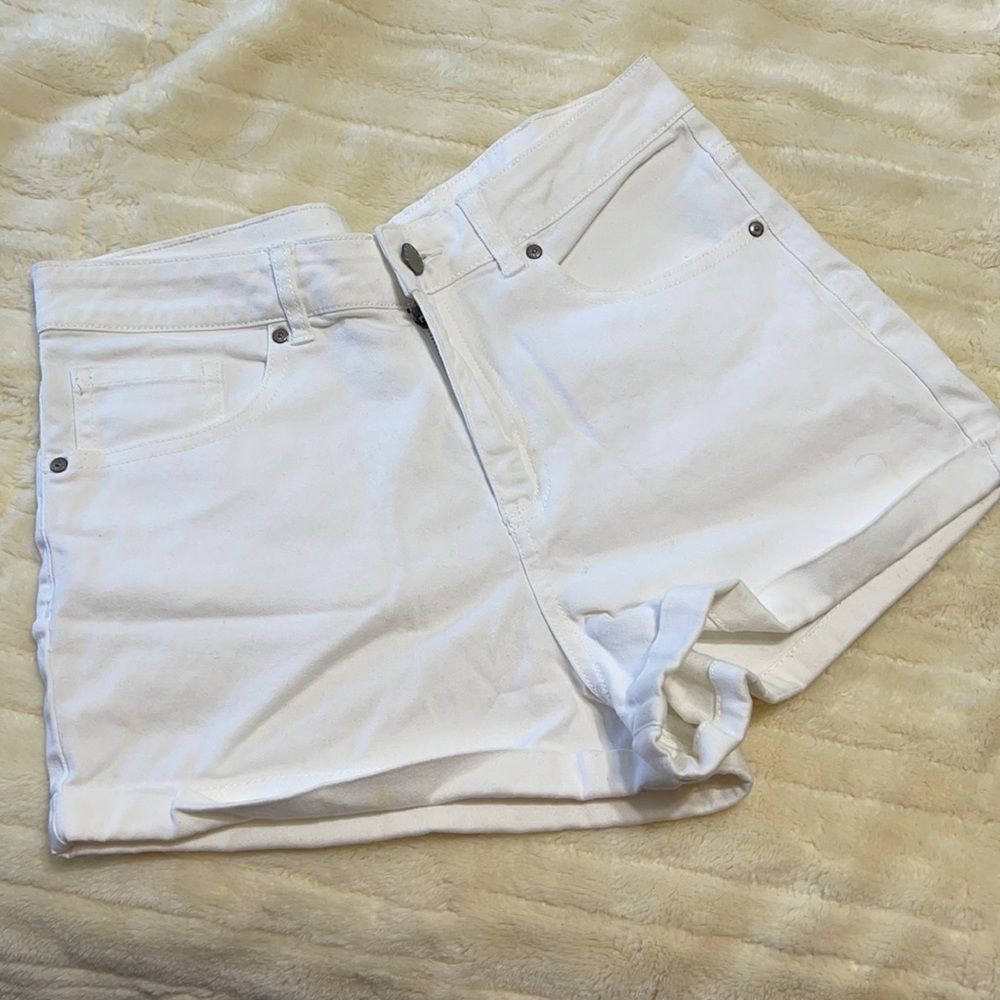 Forever 21 shorts
